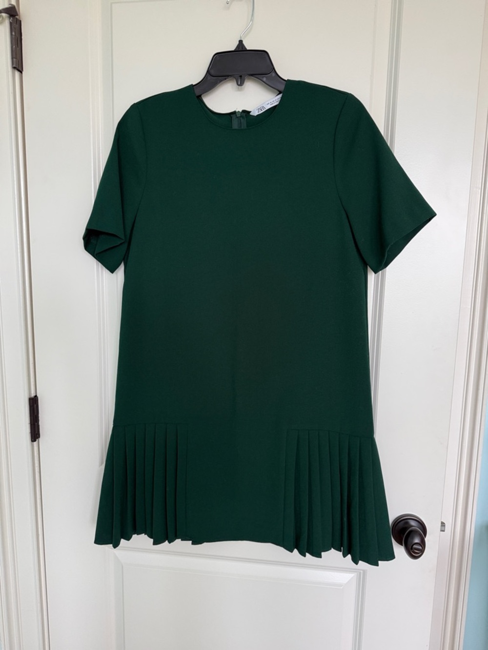 Women’s Zara Forest  Green Short Sleeve Pleated-Hem Dress size medium